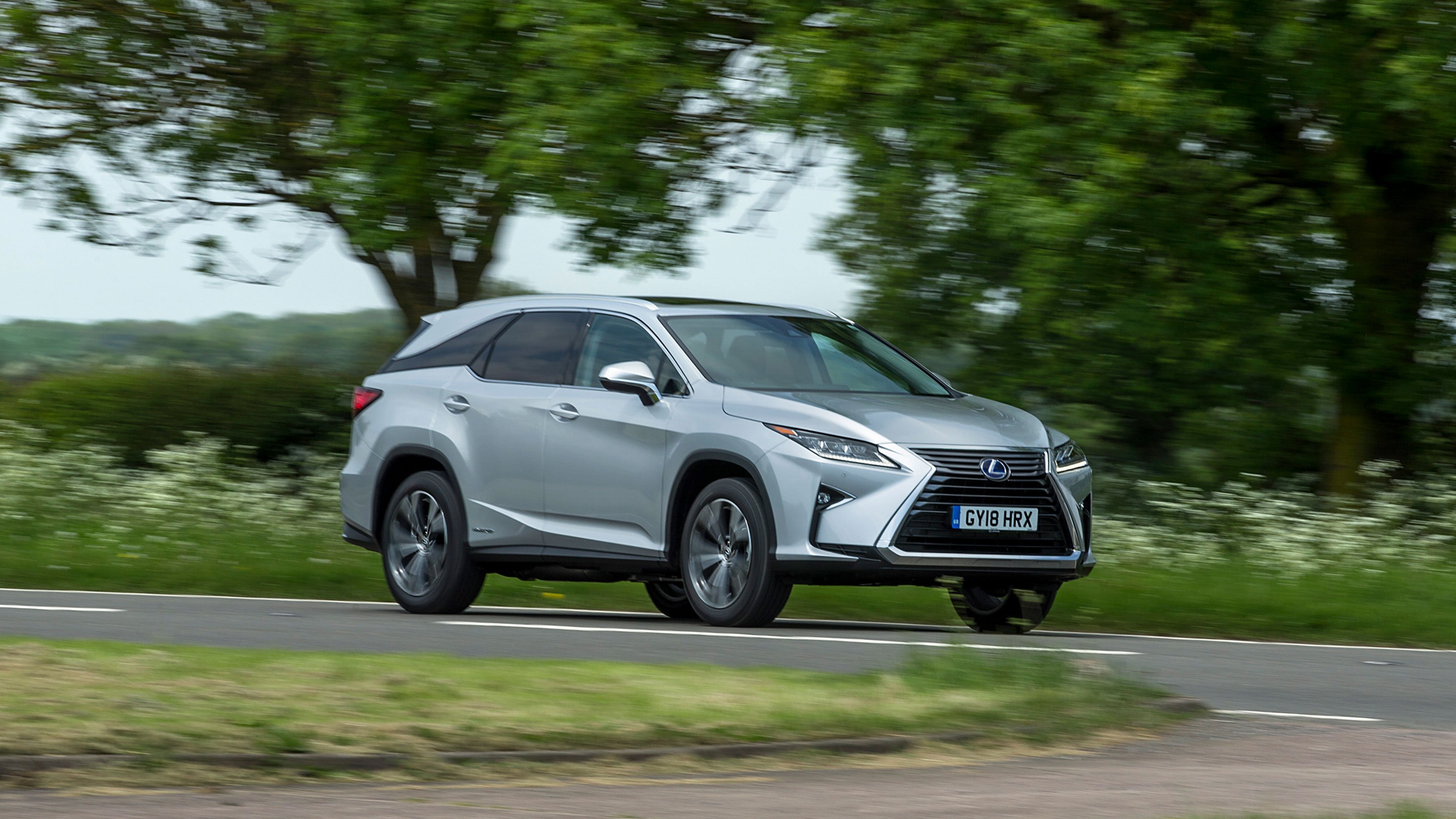 Lexus RX L 450h SUV (2018 ) review Auto Trader UK